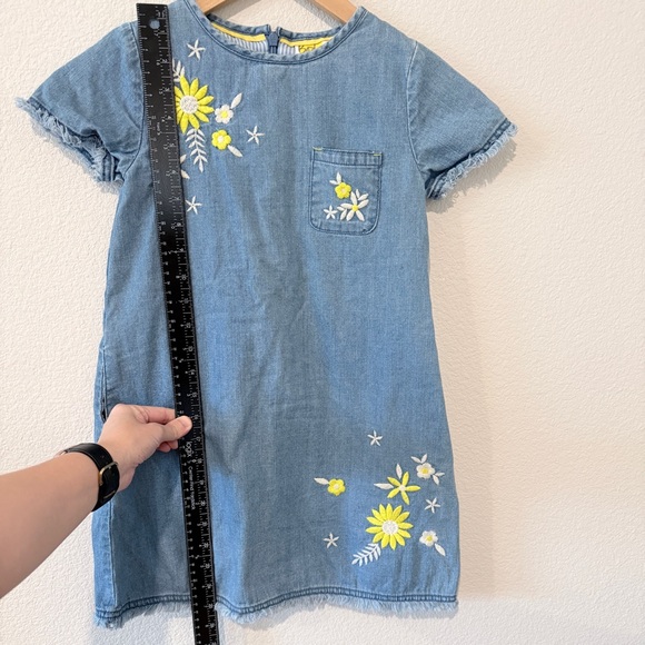Boden Girls Embroidered Denim Dress 7-8Y Daisy Cottagecore Prairie Spring - Picture 7 of 9